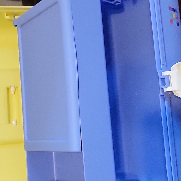 Caboodle Multicolor Makeup Case - Picture 3 of 7